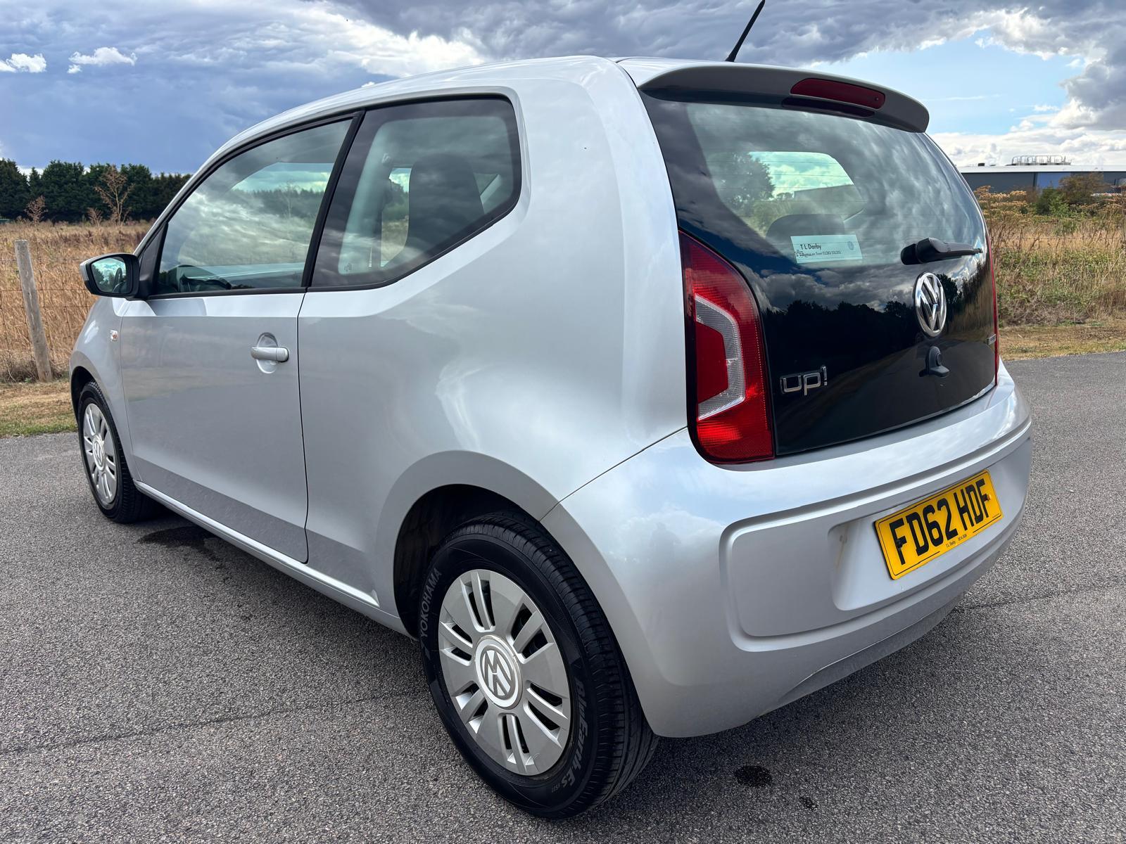 Volkswagen Move Up rear