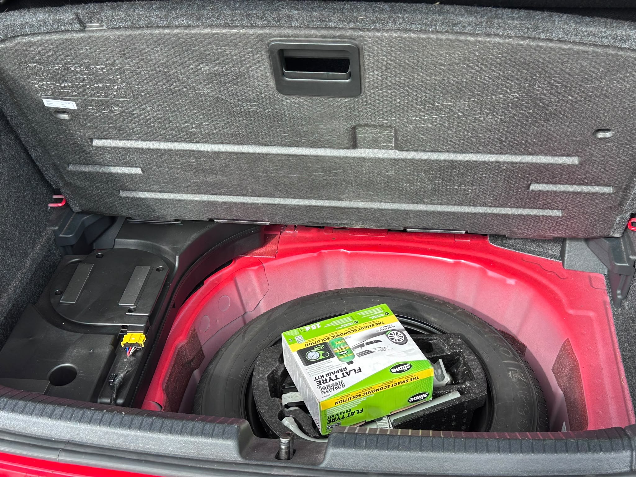 2019 Volkswagen Polo Beats Flash Red - underfloor boot storage and spare wheel